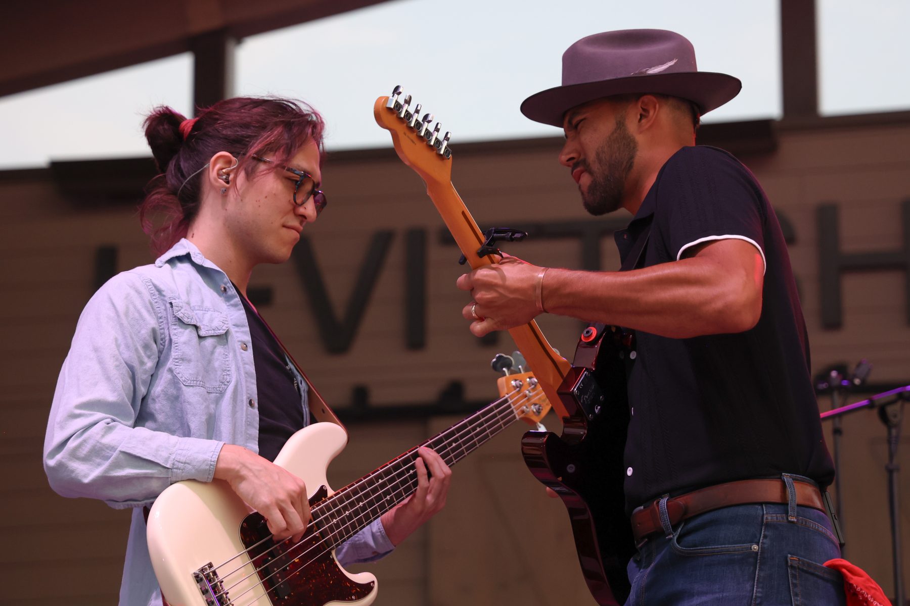 0F5A5777 Two Guitarists performing facing each other